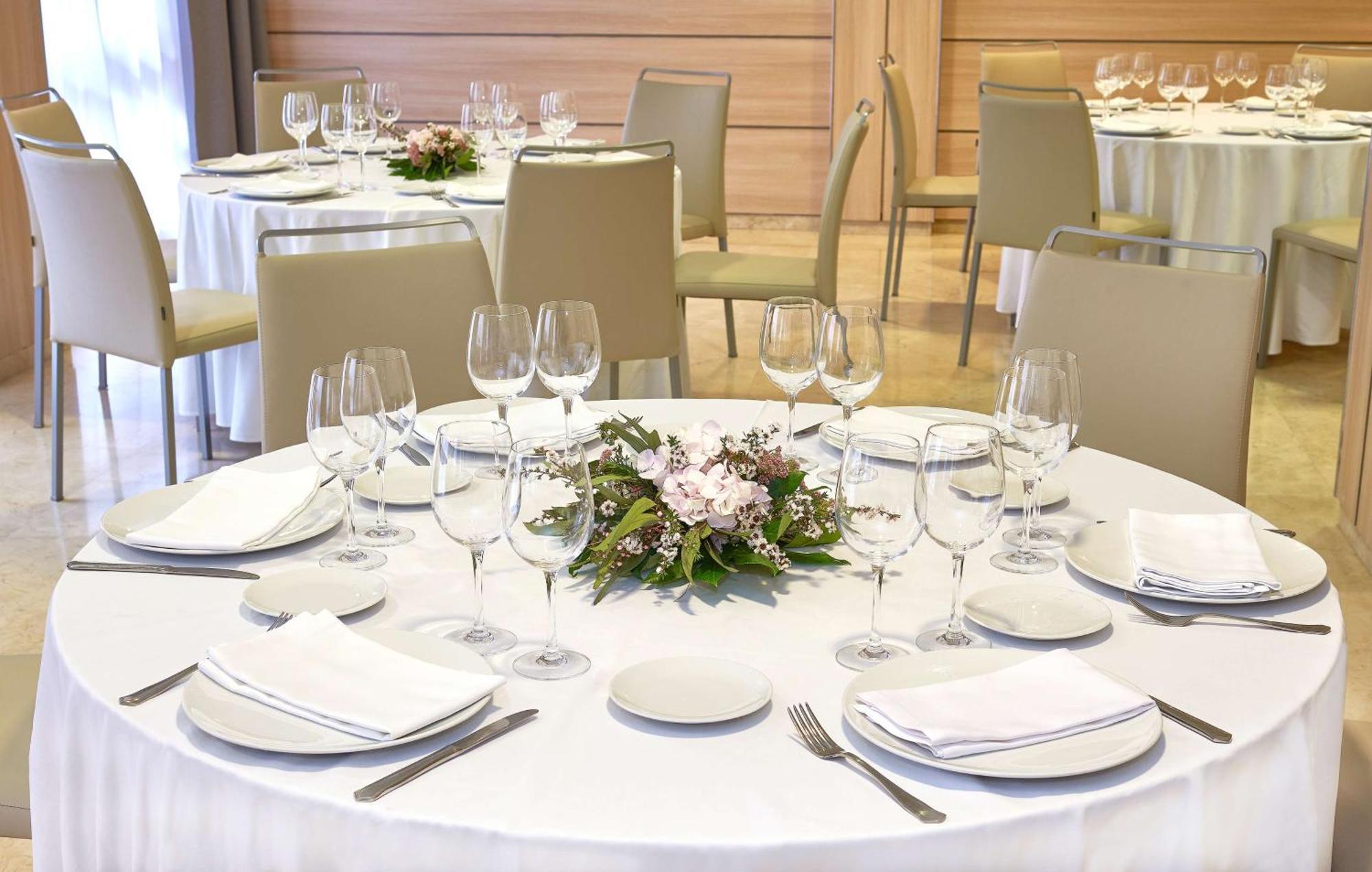 Nh Lleida Pirineos Otel Dış mekan fotoğraf