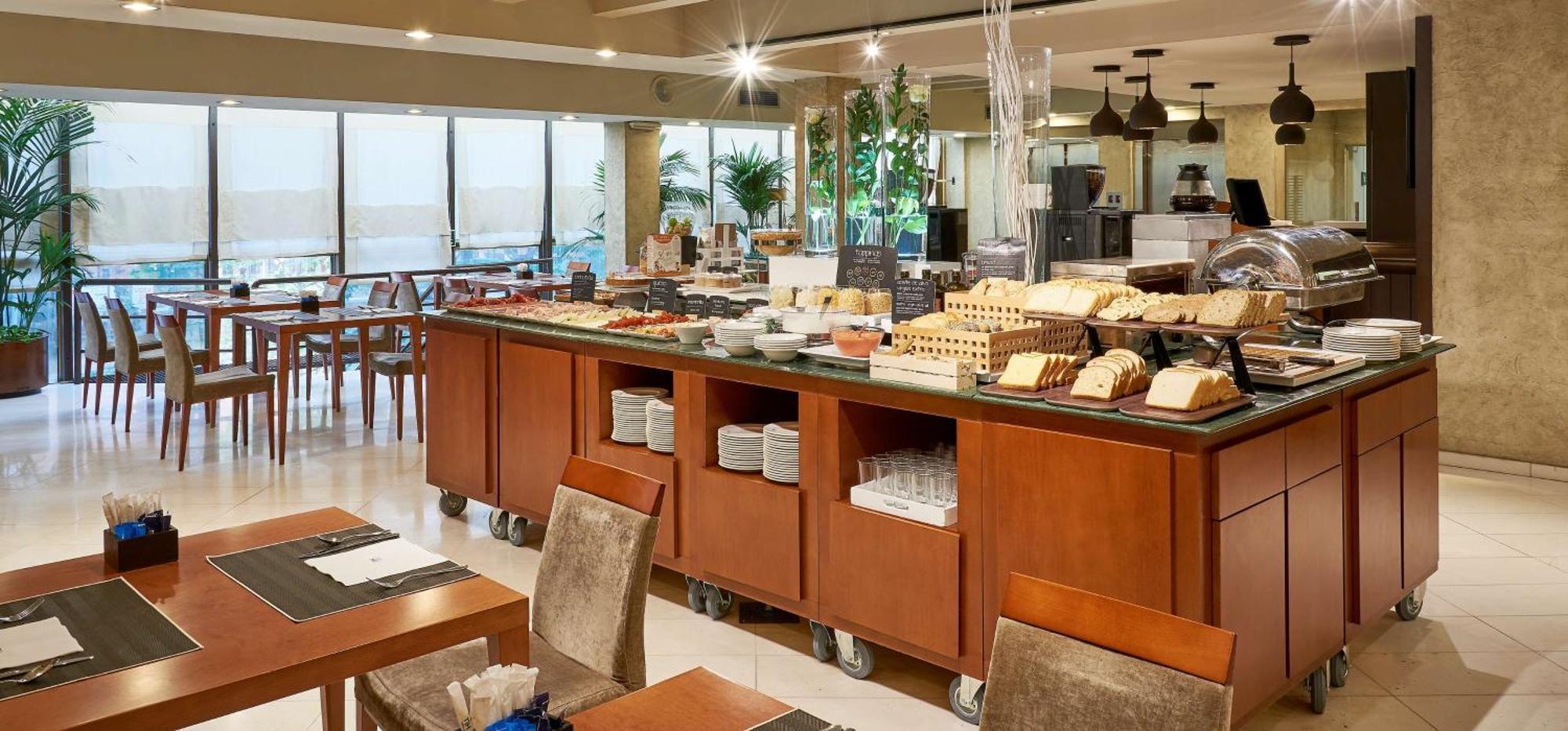 Nh Lleida Pirineos Otel Dış mekan fotoğraf