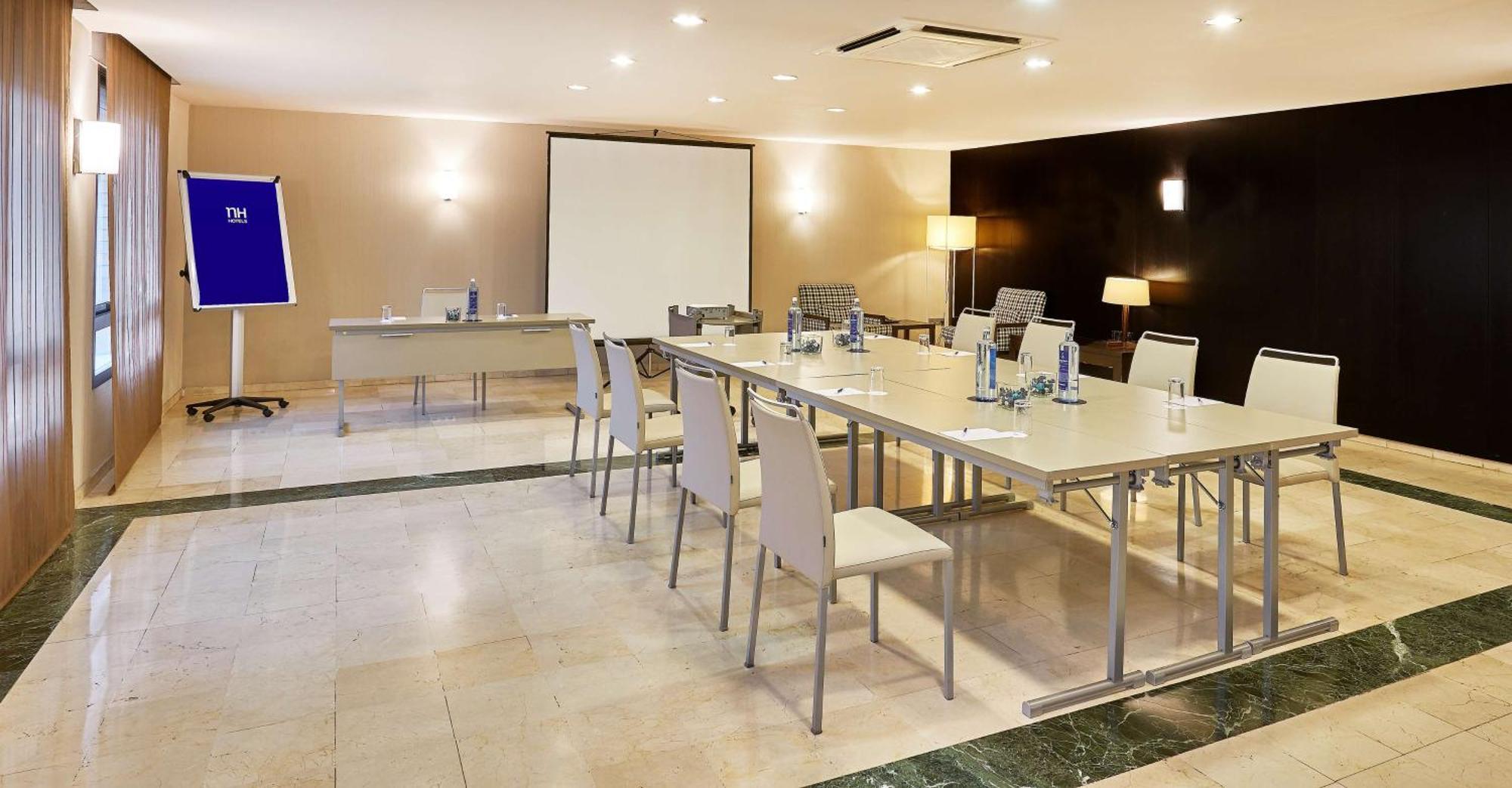 Nh Lleida Pirineos Otel Dış mekan fotoğraf