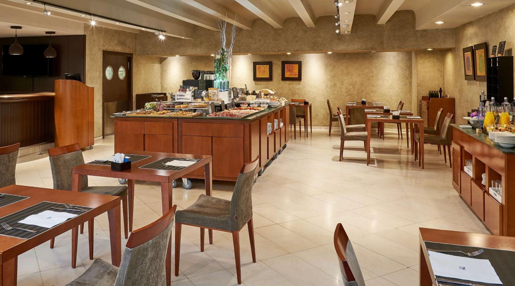 Nh Lleida Pirineos Otel Dış mekan fotoğraf